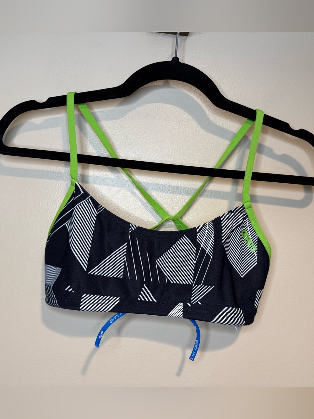 Arena Play Bandeau Top MaxLife Bikini Top